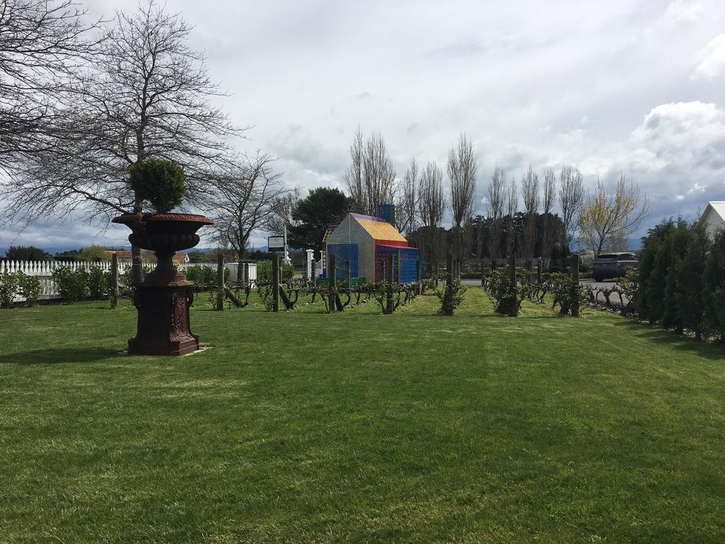 Aylstone Martinborough Hotel Exterior photo
