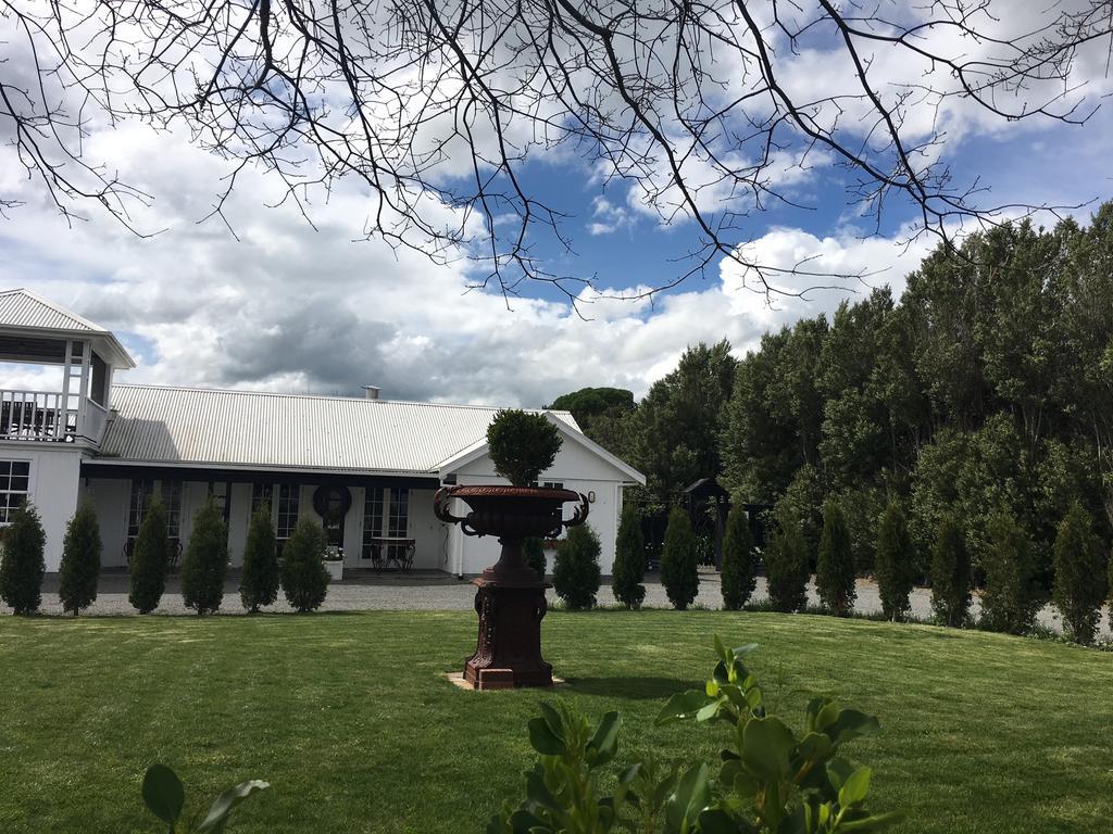 Aylstone Martinborough Hotel Exterior photo