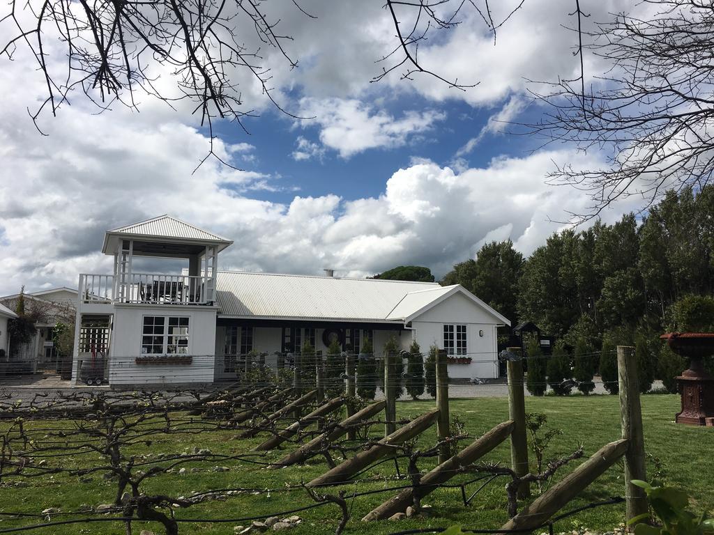 Aylstone Martinborough Hotel Exterior photo