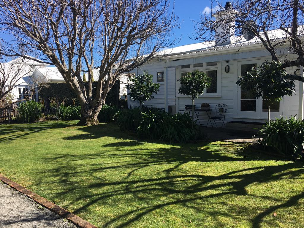 Aylstone Martinborough Hotel Exterior photo