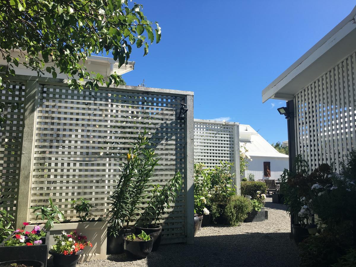 Aylstone Martinborough Hotel Exterior photo